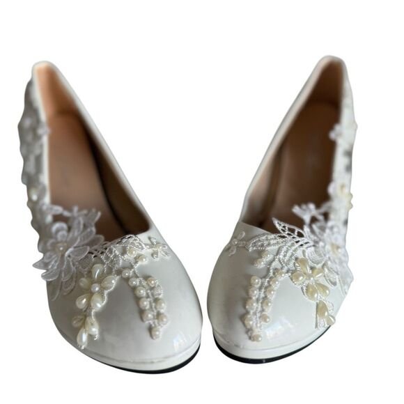 Embellished Embroidery Lace Bridal Heels Size 39 - Picture 2 of 10